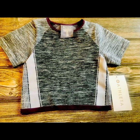 NWT Athleta impact crop Tee XS Certified B - Picture 5 of 6